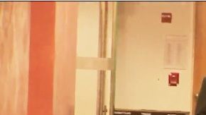 Michael Wright (derecha) junto al Dr. Chang