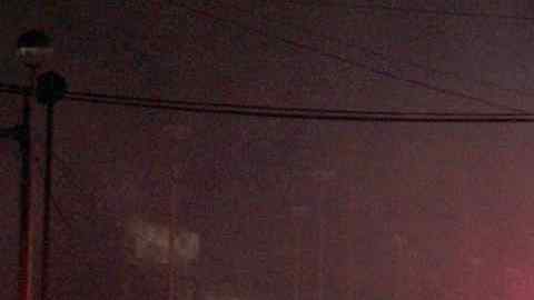 Después del linchamiento, la policía se hizo cargo del cadáver.