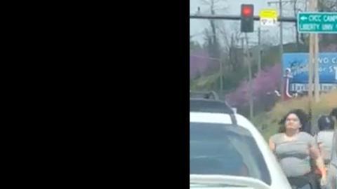 La pelea de las mujeres.