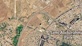 La Ciudadela Erbil aparece en el centro de lo que parece una rueda de carreta.