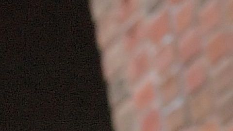 Felicity Huffman sale del Palacio de Justicia, John Joseph Moakley, después de comparecer ante el Tribunal Federal para responder a los cargos derivados del escándalo de admisión a la universidad el 3 de abril de 2019 en Boston, Massachusetts.