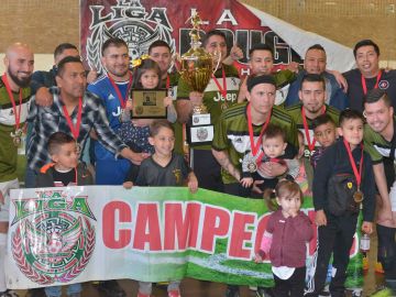 El Deportivo Guerrero se quedó con la copa de campeones del invierno en la División Mayor. (Javier Quiroz / La Raza)
