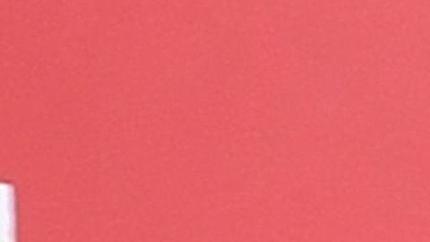 TOPSHOT - US President Donald Trump hugs the US flag as he arrives to speak at the annual Conservative Political Action Conference (CPAC) in National Harbor, Maryland, on March 2, 2019. (Photo by NICHOLAS KAMM / AFP) / ALTERNATIVE CROP        (Photo credit should read NICHOLAS KAMM/AFP/Getty Images)