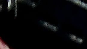 Lebron James saluda a Dwyane Wade con Chris Paul detrás antes del juego contra Nets.