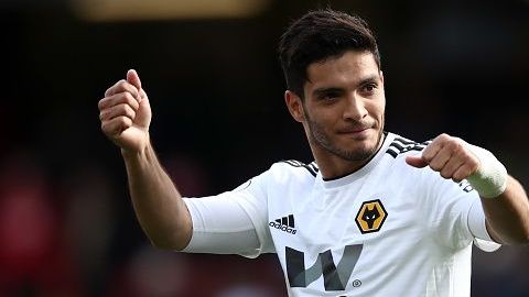 Raúl Jiménez llegó a 13 goles en su primera temporada en la Premier League
