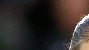 Zlatan Ibrahimovic de Los Angeles Galaxy le grita al nigeriano Nedum Onuoha del Real Salt Lake.