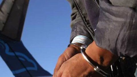 Cerca de 440,000 indocumentados serían afectados por esta norma