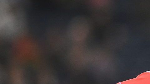 El pelotero cubano Yoelkis Cespedes buscará triunfar en las Ligas Mayores.