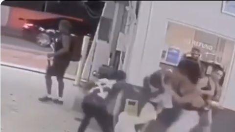 La golpiza del boxeador Shakur Stevenson fue grabada por una cámara de seguridad