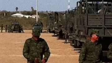 Unos 5 o 6 militares mexicanos detuvieron a los estadounidenses.
