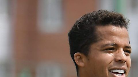 Giovani dos Santos podría jugar por primera vez en México.