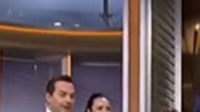 Francisca Lachapel camina sobre vidrios