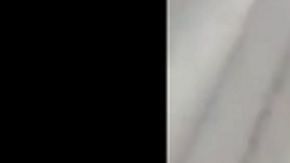 Fue llevado a hospital tras arrojarse de puente