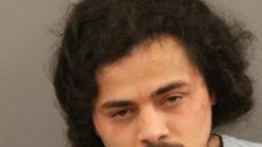 Joshua Carrasquillo de 25 años de edad fue detenido y los agentes recuperaron un arma durante el incidente.