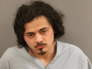 Joshua Carrasquillo de 25 años de edad fue detenido y los agentes recuperaron un arma durante el incidente.
