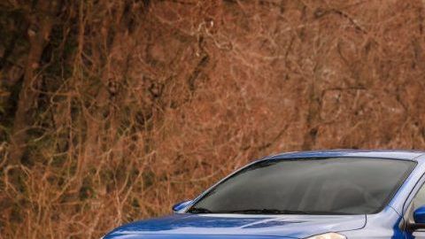 Autos que puedes comprar por menos de $15 mil dólares.