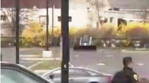 Policía en la escena