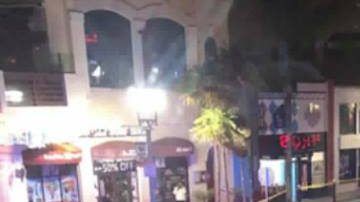 Poco después de localizar el vehículo, dos sujetos que coincidían con la descripción del sospechoso fueron localizados y arrestados.