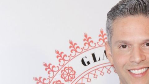 Rodner Figueroa, estrella de Telemundo en Al Rojo Vivo.