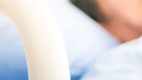 Una visita al hospital puede costar un ojo de la cara.