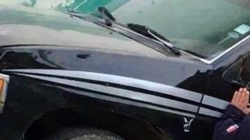 Policías fueron secuestrados y golpeados.