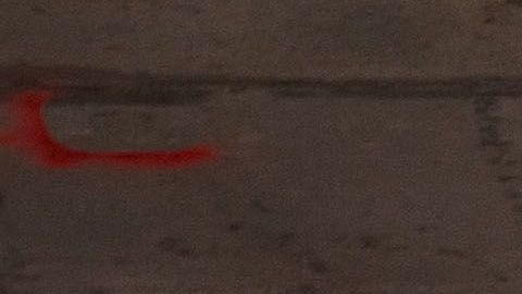 Un obrero de la construcción trabaja en un nuevo edificio residencial. Según el reporte 275 personas murieron a diario por condiciones peligrosas que fueron prevenibles.