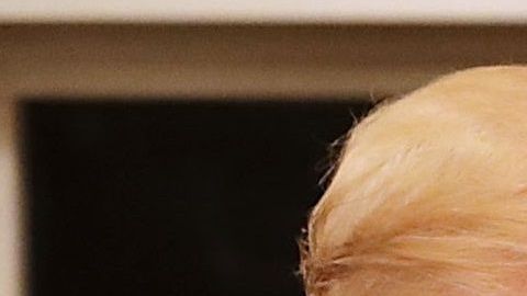 El presidente Trump publicó un video sobre la demócrata Ilhan Omar.