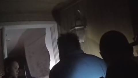 Algunos usuarios de las redes consideran que los policías fueron demasiado violentos.