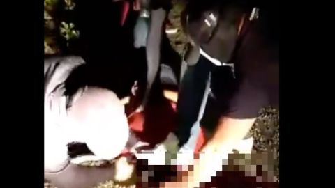 Difunden momento en que decapitan a sujeto en Quintana Roo, México