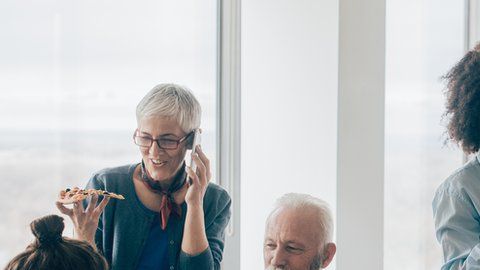 Lo mejor es promover un buen ambiente laboral.