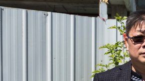 Shen Hong perdió a sus amigos en el bombardeo.