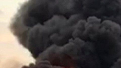 106807088_hi053767965