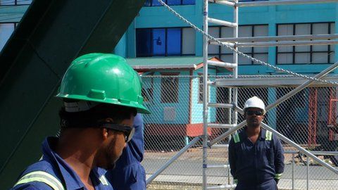 Hay enormes reservas de petróleo en Guyana.