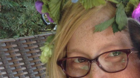 Isabelle Carnell-Holdaway sobrevivió a una terapia de fagos.