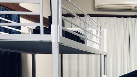 Akihiko Kondo se casó con Hatsune Miku, un holograma.