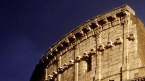 El Coliseo de Roma está hecho también con ladrillos.
