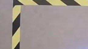 La laptop se subasta a través de la plataforma digital Twitch.