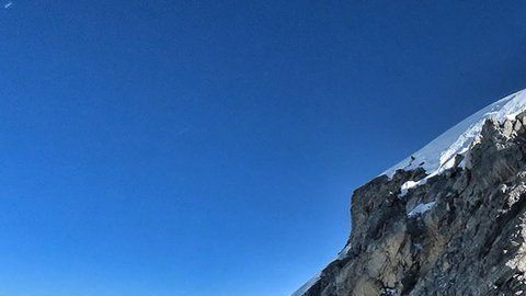 Nepal emitió 381 permisos para escalar el Everest.