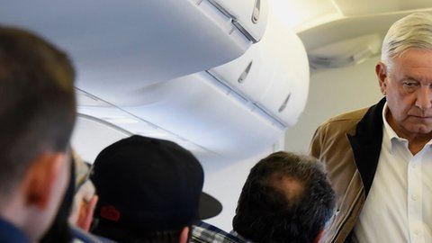 AMLO puso en venta el avión presidencial.