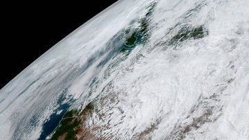 Una imagen satelital geo-color del huracán Michael cerca de Florida.