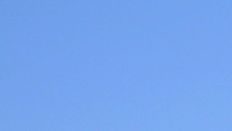 Estados Unidos envió el USS Arlington como señal de advertencia.