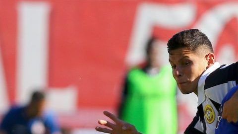 El mexicano del FC Porto Jesús 'Tecatito' Corona colaboró en la victoria de su equipo ante el Nacional.