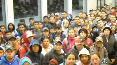 Solo en marzo la Patrulla Fronteriza capturó a más de 100,000 inmigrantes