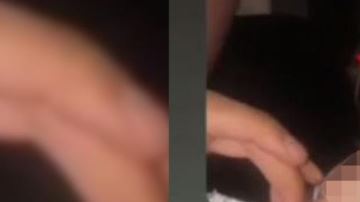 Incluso se le escucha al bebé balbucear un "gracias".