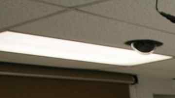 El ejecutado Bobby Joe Long y la cámara donde se aplica la inyección letal en la prisión estatal de Florida.