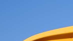 El autobús escolar estaba en la cuadra 6600 al sur de la avenida Stony Island a las 11:35 am cuando fue alcanzado por las balas.