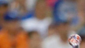 El cubano Yoenis Cespedes de los New York Mets se perderá todo el 2019.