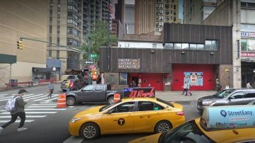 Cuartel FDNY en la 8va Avenida, cerca de Times Sq