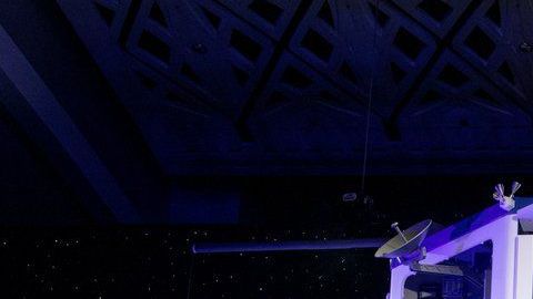 Bezos presenta su gran módulo espacial "Blue Moon".