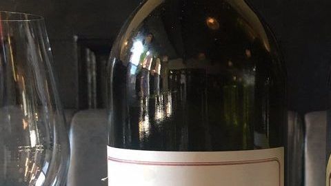 Miles de dólares le costo al restaurante inglés Hawksmoor la equivocación de uno de sus empleados.